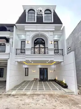 Rumah Baru Mewah Modern Dalam Cluster Pinggir Jalan Di Jagakarsa
