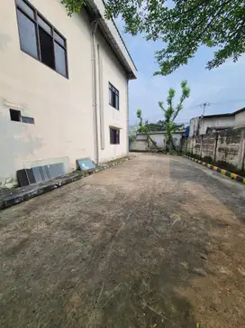 Dijual Gudang Luas 2851m² Akses konteiner 40feet