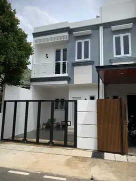 Di Jual Rumah Cempaka Warna 2 Lt Bebas Banjir Jakarta Pusat