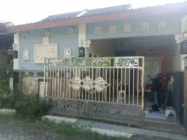 Rumah dijuwal beserta isi di Cluster Klipang Green II Sendangmulyo
