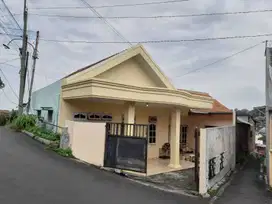 Rumah dan Kost di Jl. Borobudur Timur, belakang RAMAI, Semarang Barat