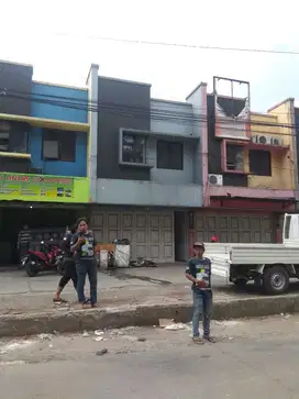 Ruko 2 Lantai Strategis di Dekat Pintu Tol Buahbatu Bandung