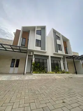 Dijual New Cluster The Promenade samping summarecon tidak banjir