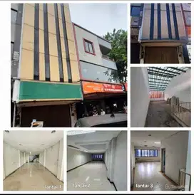 DISEWAKAN 3,5 LANTAI RUKO BOULEVARD RAYA