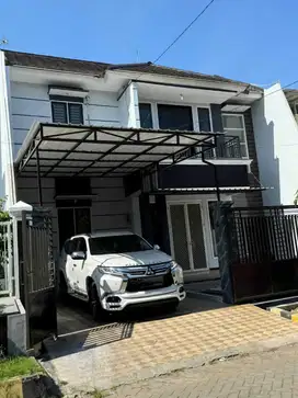 Selangkah UPN‼️Rumah  Cantik Wiguna Rungkut Surabaya
