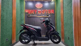 Ud eny motor - vario 110 led 2016