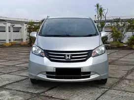 Honda Freed 1.5E PSD At 2011