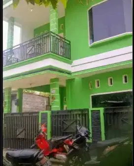 jual rumah 2 lantai strategis di Cijantung Jakarta