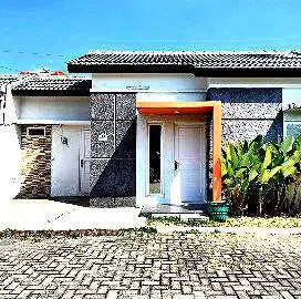 Rumah bagus dan murah di perumahan cluster Gentan