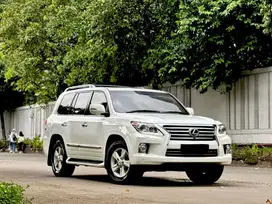 CASH Lexus Lx570 2012 FACELIFT Like New Condition
