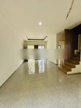 Rumah Puri 11 Metland Puri 3 Lantai 7x12.5 Hadap Selatan Shm