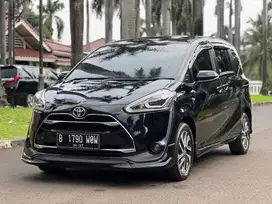 TOYOTA SIENTA Q AT 2017 HITAM ISTIMEWA FULLSET LOW KM ISTIMEWA