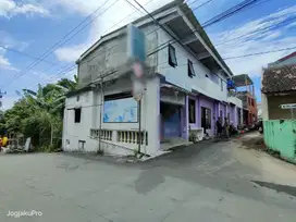 Tanah super strategis pinggir jalan utama dekat kampus UGM & UNY