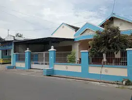 rumah luas bersih terawat murah dekat solobaru dan the park