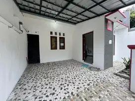 Disewakan Rumah di harapan indah 1 kota bekasi