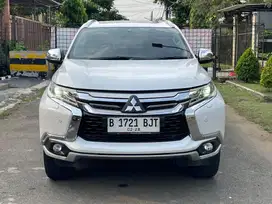 Pajero Sport 2.4 Dakar 4x2 AT 2017 Putih