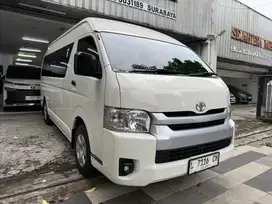 TOYOTA HIACE HI ACE 3.0 COMMUTER DIESEL MANUAL 2024