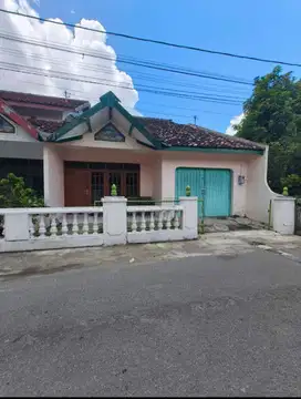 BU dijual rumah dalam kota dekat xt square