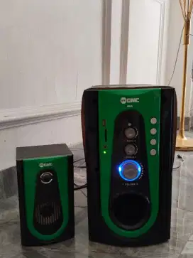 Speaker gmc 886a