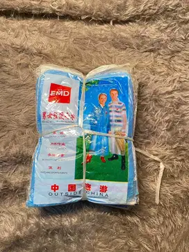 Jas Hujan Sekali Pakai