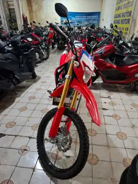 Honda crf 150 cc 2024 merah