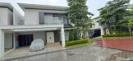 Dijual Rumah Mewah Cluster Pasadena Gading Serpong