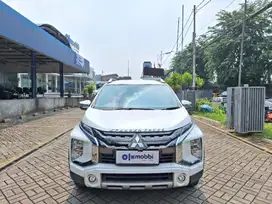 B Mitsubishi Xpander 1.5 Cross Bensin-AT 2020 Putih CKZBB