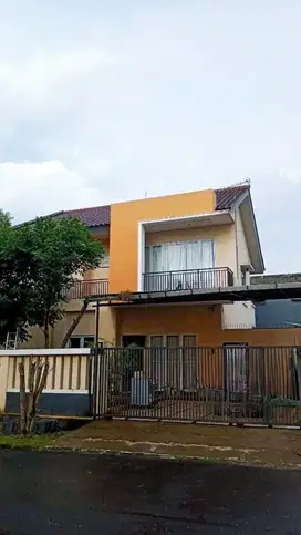 Termurah. Rumah besar Puspita Loka, BSD
