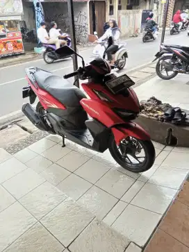 VARIO 160 CBS ISS 2023 MERAH DOFF KEYYLESS PAJAK IDUP MESIN GRESS
