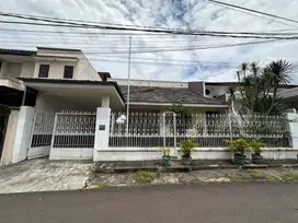 Rumah Nyaman di Jl Cendrawasih Bintaro Jakarta