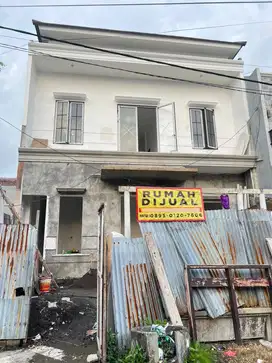RUMAH BARU BABATAN PANTAI TIMUR. dkt Pakuwon. Mulyosari. sutorejo