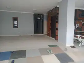 Rumah Kost Strategis 3 Lantai di Matraman Jakarta Timur