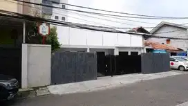 DiJual Cepat Rumah Kost di daerah Mampang Prapatan, Jakarta Selatan