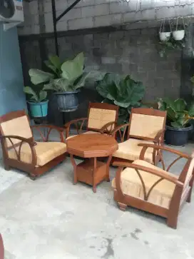 Kursi Rotan Lawas