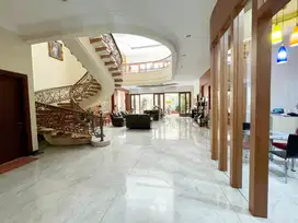 Rumah Bukit Gading Mediterania, Kelapa Gading.