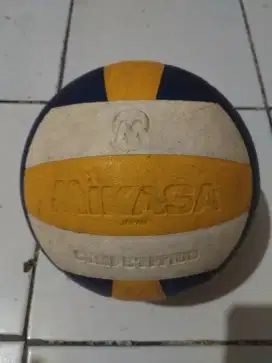 BOLA VOLI MIKASA