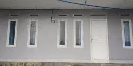 Di kontrakan rumah