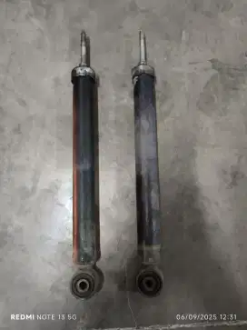 Shock breaker belakang mitsubishi mirage