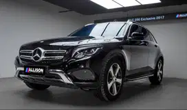 [Dp 1,9Jt ]Mercedes-Benz GLC250 2.0 4MATIC SUV AMG Line 2017 Hitam