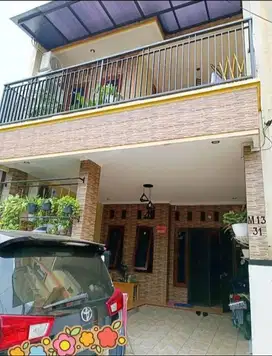 Dijual Rumah 2 Lt Semi Furnishd Siap Huni MustikaJaya Bekasi Timur