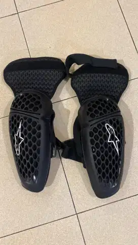 Body protector lengan merk alfinestar