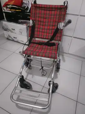 Kursi Roda Travelling Travel bisa dilipat wheelchair like new