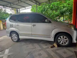 Toyota Avanza 2009 Bensin