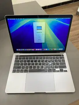 Macbook Pro 2020 i7 16/512 13inch