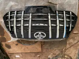 Grill toyota innova reborn model alpard