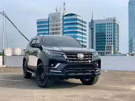 TOYOTA FORTUNER 2.8 GR Sport NIK 2023 KM 19rb