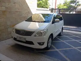 Grand Inova Disel 2011 Type G manual Innova diesel Grand Putih