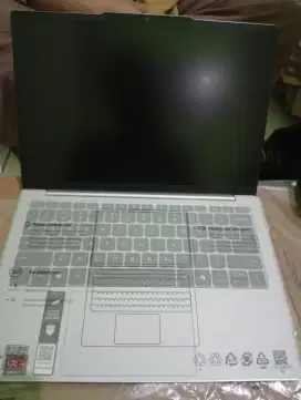 Lenovo Ideapad slim 5 13ARP10 83J2000 LID