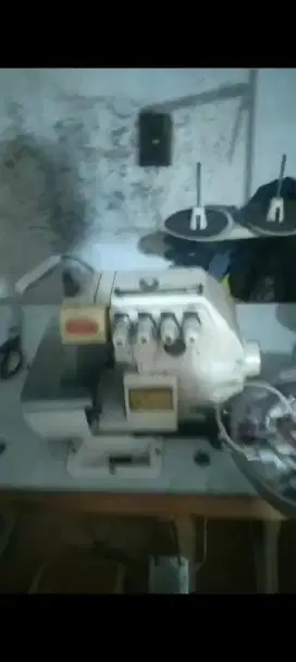 Menjual mesin obrasan benang 4