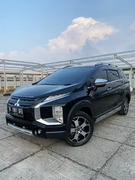 (Km Low 30ribuan Record)MITSHUBISHI XPANDER CROSS PREMIUM PACKAGE 2021